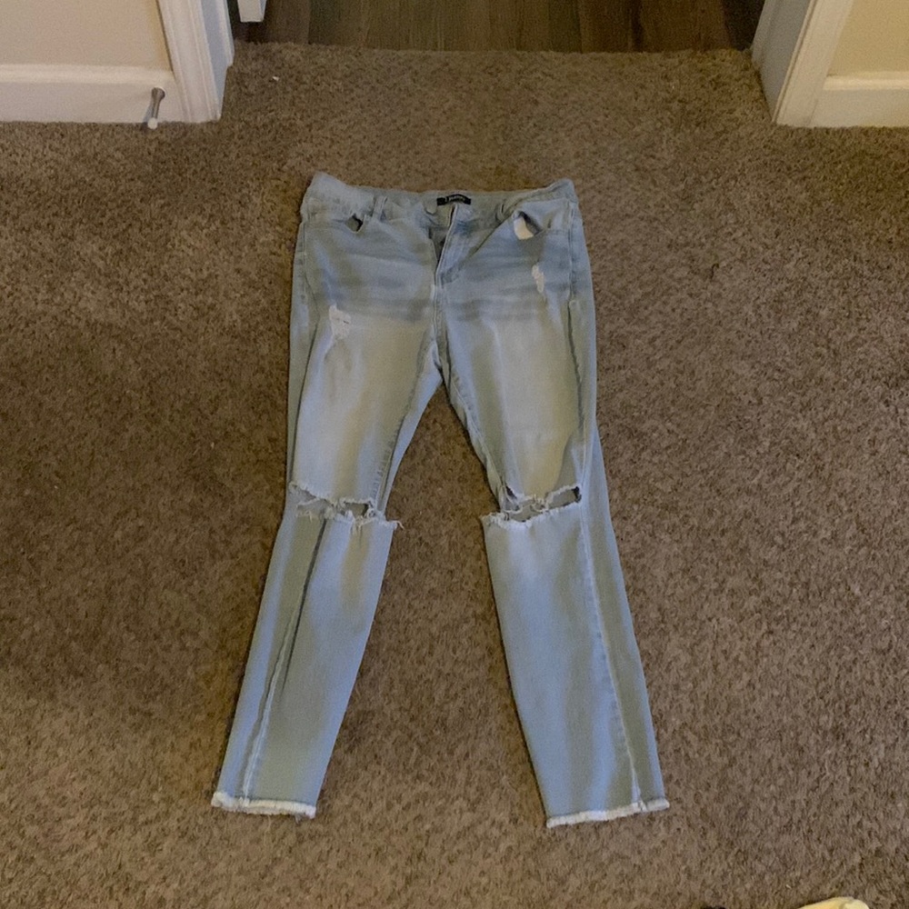 Light blue cute jeans with holes